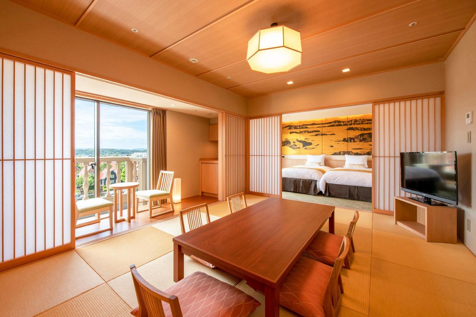 Hotel Okura Jr Huis Ten Bosch Sasebo Exteriör bild A Japanese-style room at the hotel