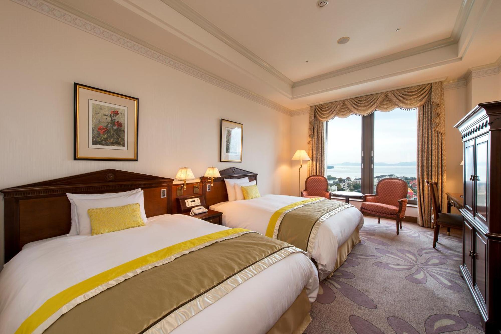 Hotel Okura Jr Huis Ten Bosch Sasebo Exteriör bild Deluxe twin room