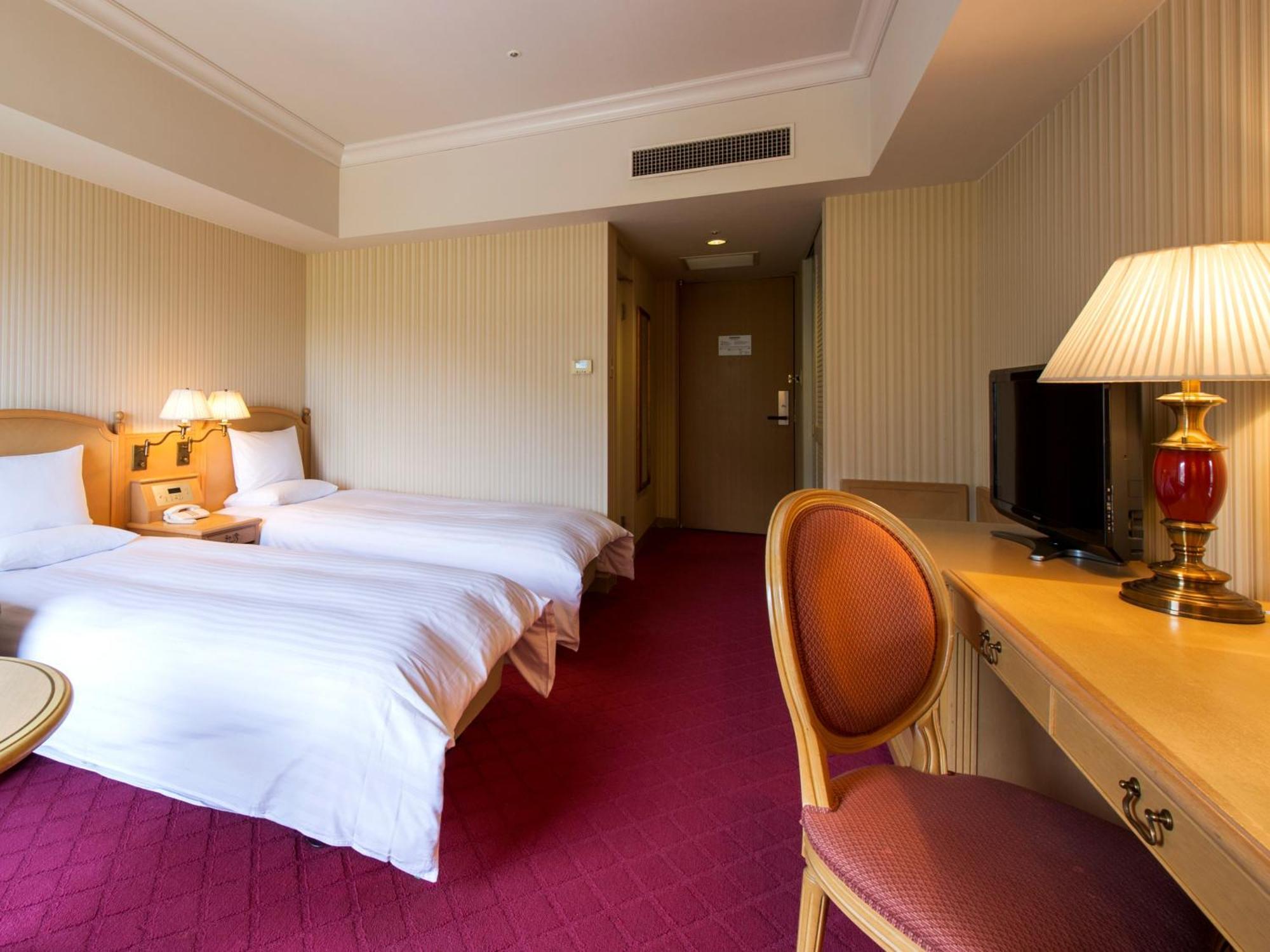 Hotel Okura Jr Huis Ten Bosch Sasebo Exteriör bild A room at the hotel
