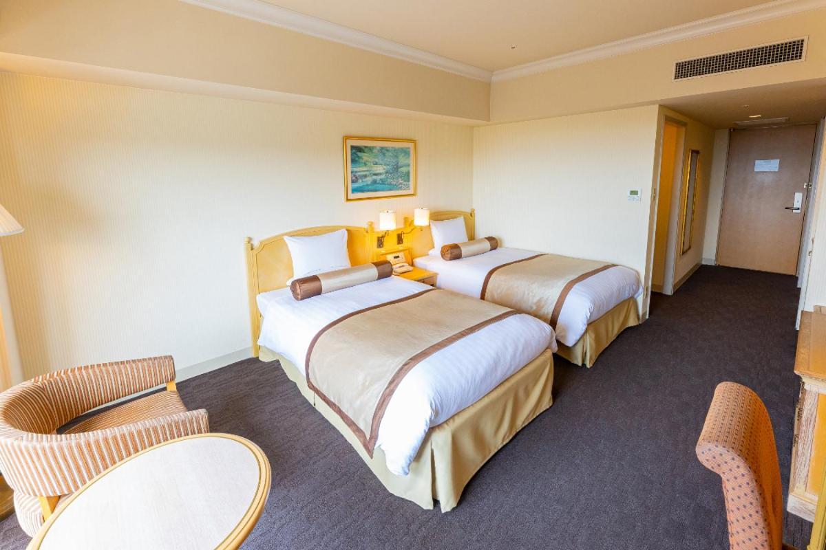 Hotel Okura Jr Huis Ten Bosch Sasebo Exteriör bild Deluxe Room